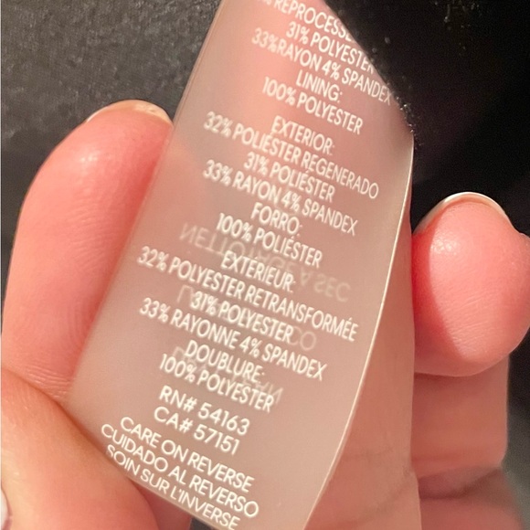 Calvin Klein Women's Two Button Lux Blazer size 16 made in Vietnam - Picture 5 of 8